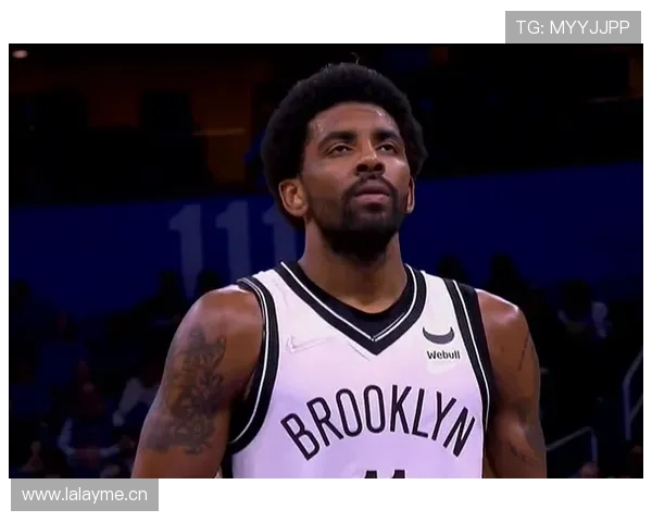 刷到凯里·欧文出门拎的那个包，内心的月光族当场宣布破产