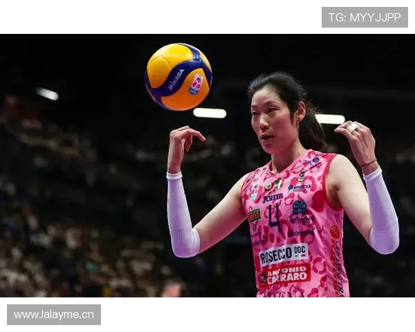 朱婷家冰箱里塞满蛋白粉，邻居以为她开健身房